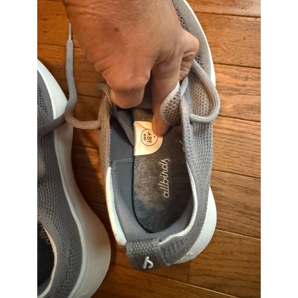 AllBirds Women's Tree Runner Size 7 Mist (White Sole) - Picture 14 of 15